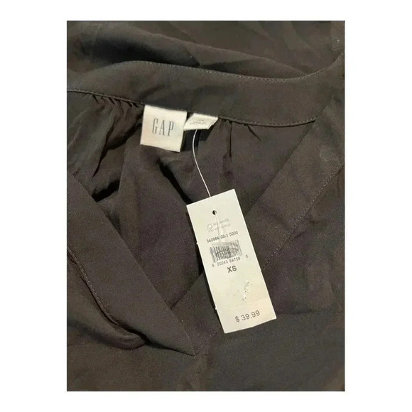Gap Women’s XS Flowy Lightweight Black Short‎ Sleeved V-Neck Top - Picture 5 of 5